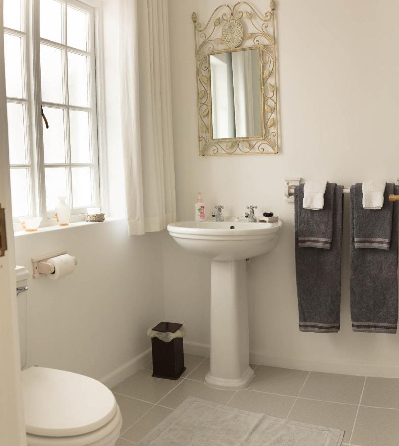 Church Hills Boutique Accommodation Riebeek-Wes エクステリア 写真