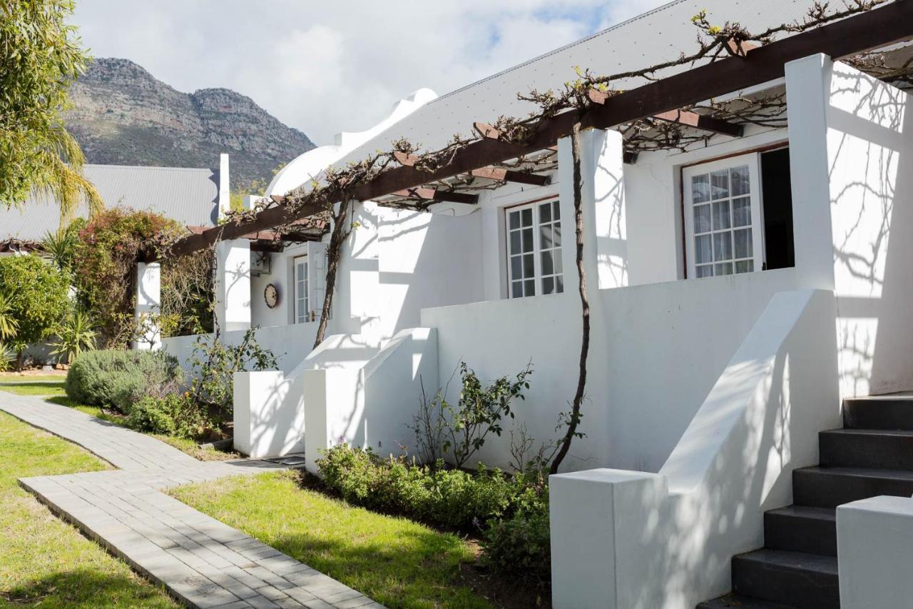 Church Hills Boutique Accommodation Riebeek-Wes エクステリア 写真